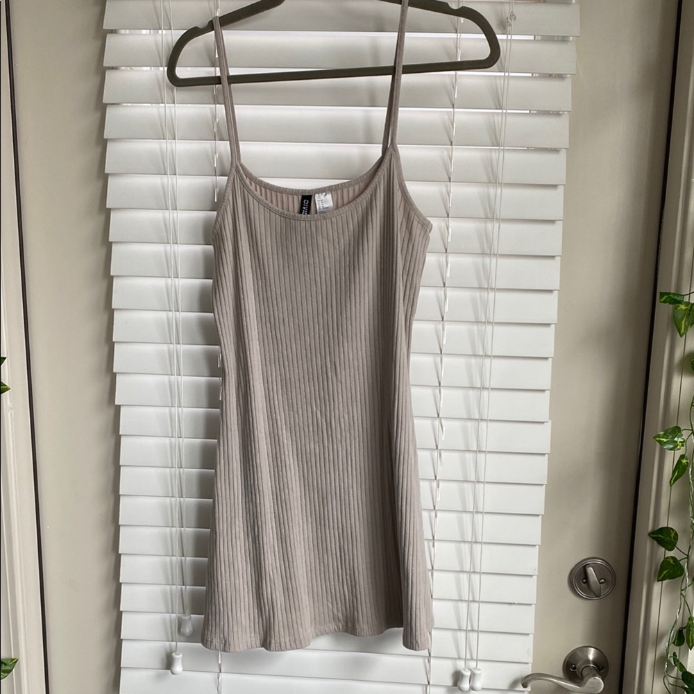 H&M Tan Ribbed Fitted Camisole